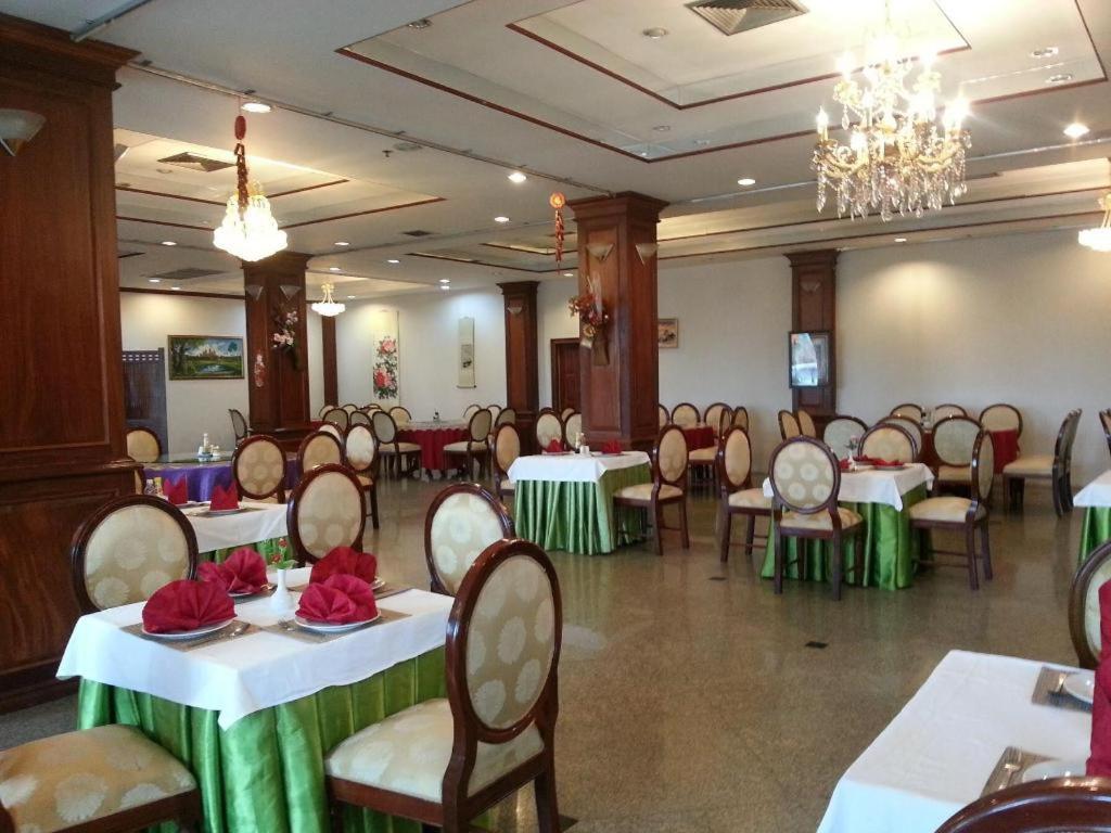 Angkham Hotel Viêng Chăn Ngoại thất bức ảnh